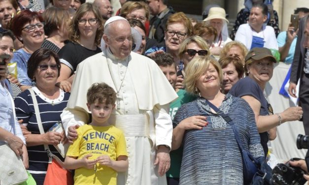 Папа розповів про свій візит до Румунії: єдність не касує різноманітності