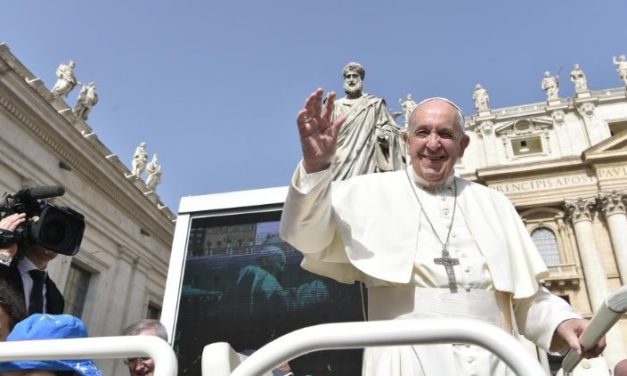 Папа: Святий Дух – Творець сопричастя та Митець поєднання