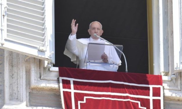 Папа про три умови, аби бути Христовим учнем