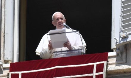 Папа: Внебовзяття Марії нагадує нам, що небо вже відчинене