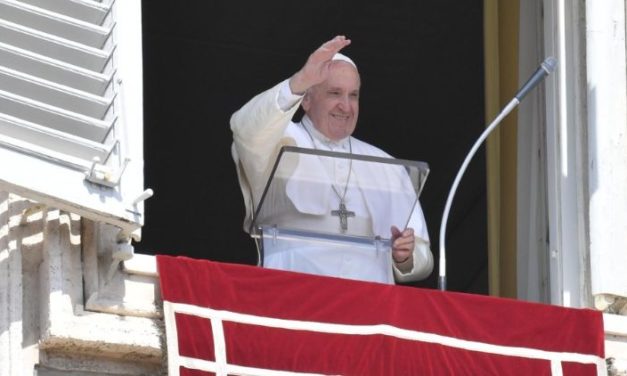 Папа: Зло перемагається, приймаючи Боже прощення