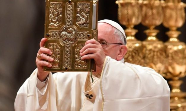 Апостольський Лист у формі Motu proprio “Aperuit illis”: Біблія – це книга всього Божого народу