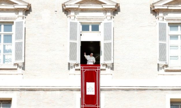 Папа: служіння – це мірило віри