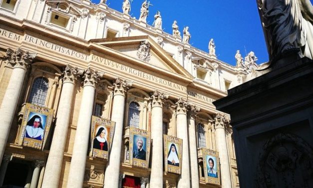 Короткі біографії святих, яких Папа Франциск канонізував 13 жовтня