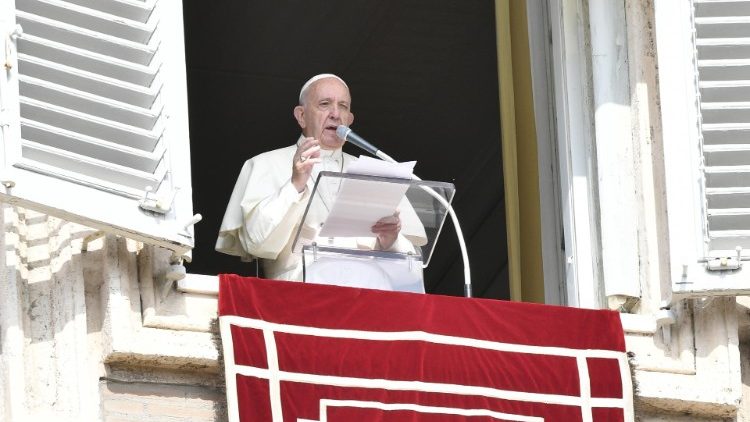 Папа: Молитва – незамінна умова доброї місії