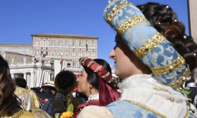 Папа: Зустріч з Богом не блокує нас, а визволяє та спонукає вирушити в дорогу