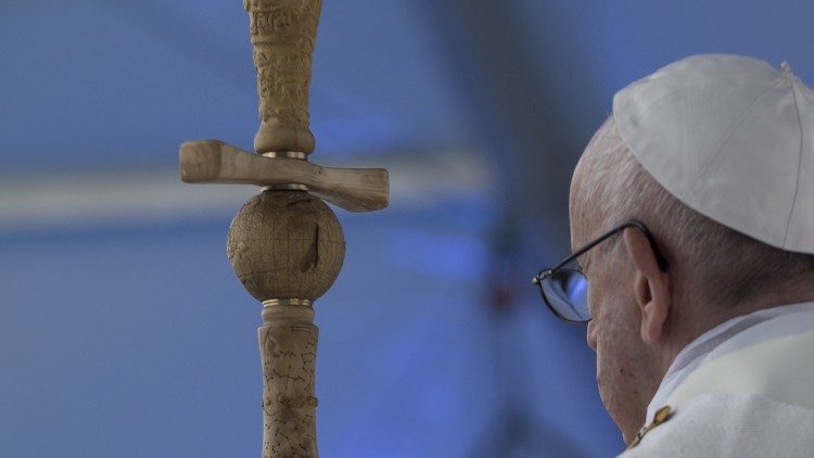 Папа молиться за загиблих в авіакатастрофі літака МАУ в Ірані