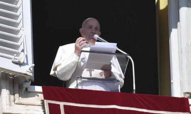 Папа: Божий Син прийшов, аби заповнити прірву між Богом і людиною