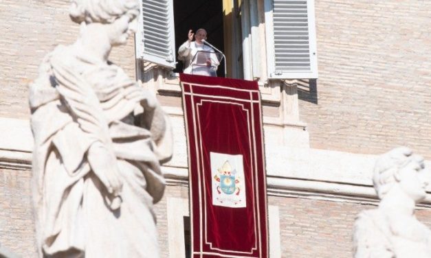 Папа: Боже слово перемінює світ і серця