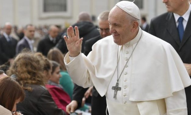 Папа: у Великий Піст вимкнім телевізор та смартфони, а подбаймо про екологію душі