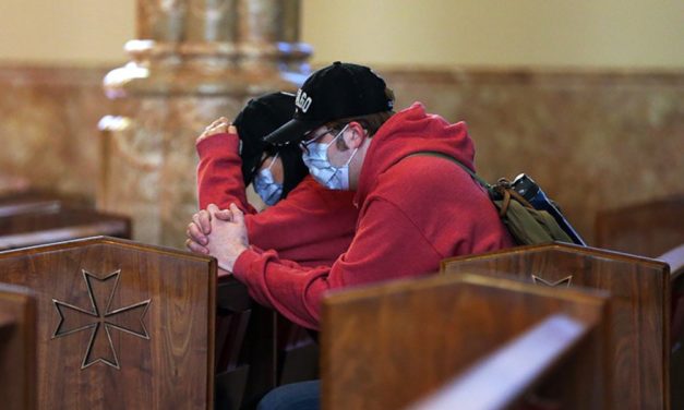 ВРЦіРО обговорила з головою Нацполіції роботу храмів під час карантину