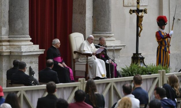 Папа: Солідарність – дорога до відновлення. Засіб не вартує більше, ніж людина