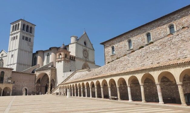 Папа Франциск здійснить візит до Ассізі, де підпише нову енцикліку