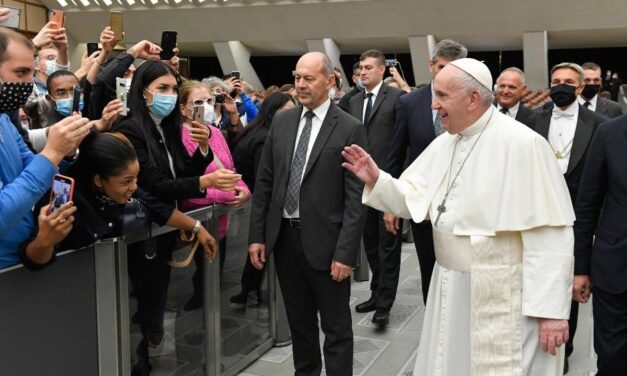 Папа: Пробою молитви є конкретна любов до ближнього