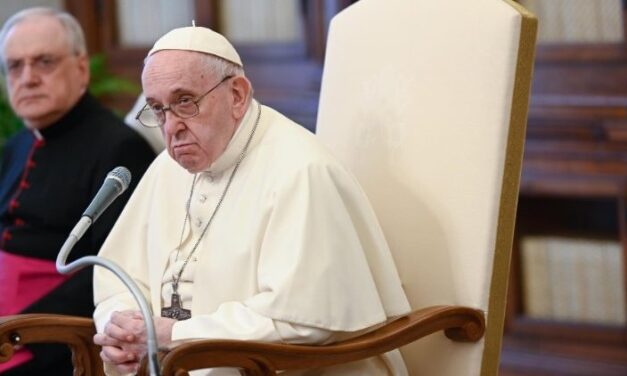 Папа: Бог не чекав на наше навернення, щоби нас полюбити