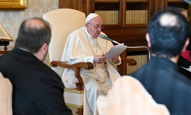 Папа про візит до Іраку: братерство немов пальма зростає без галасу