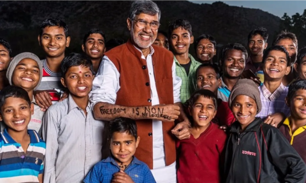 Історія людини, що попри загрозам життю не здається і до сьогодні врятувала майже 100 тисяч дітей від рабства