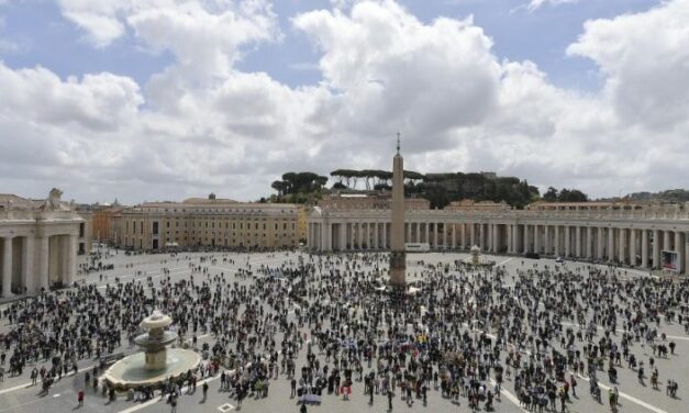 Папа: Те, чи наше життя принесе плід, залежить від єдності з Ісусом