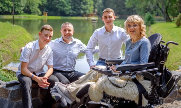 Народила сина, перебуваючи на інвалідному візку: історія Божого дива