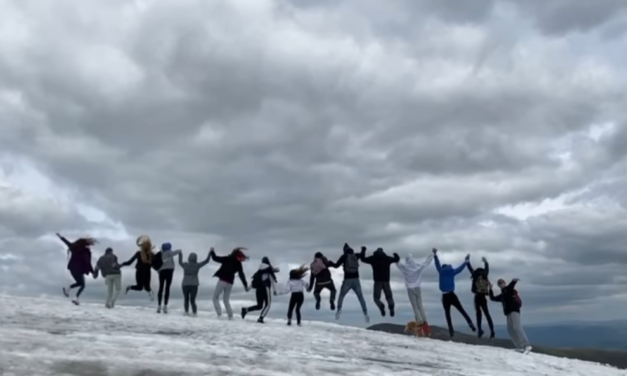 Запрошуємо молодь на спільний похід у гори!