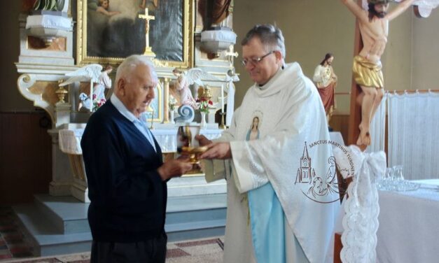 Нагородження пана Євгена Літчауера пам’ятною медаллю Плащ Святого Мартина