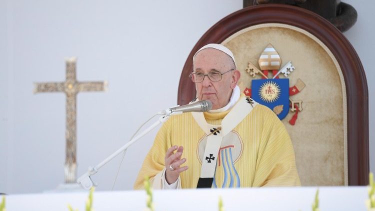 Папа: Євхаристія нагадує нам, Ким є Бог: розіп’ятою та дарованою любов’ю