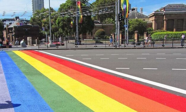Прем’єр-міністр Австралії вніс сенсаційний законопроєкт, щоб зупинити «тиранію ЛГБТ-спільноти» та захистити віруючих