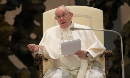 Папа: не припиняймо молитися за мир в Україні