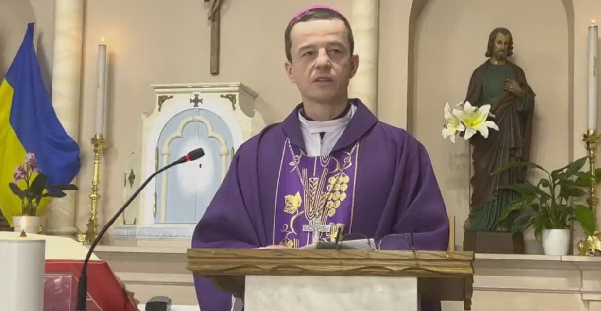 Єпископ Микола Лучок: Обіймайте хрест і не опускайте його