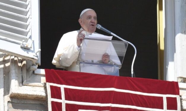 Папа: Великий Піст – це наша пустеля, де вчимося не йти на компроміс зі злом