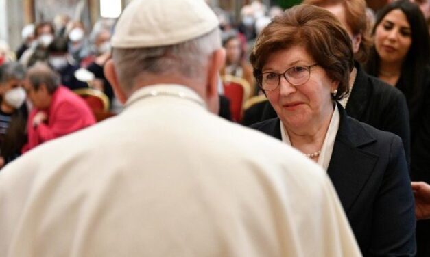 Папа: Великою є сила жінки