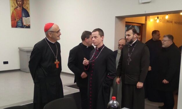 Сьогодні Закарпаття відвідав кардинал Міхаел Черні