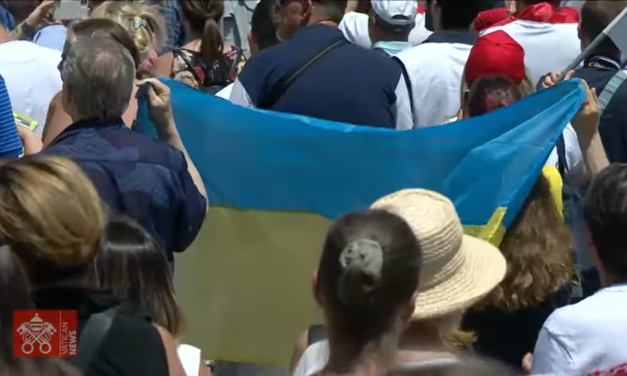 Папа: Нехай час не охолодить нашу підтримку і нашу молитву за українців