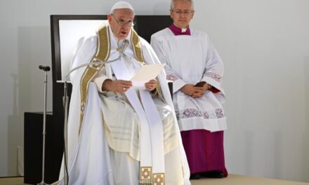 Папа: молімося за український і за всі народи, які страждають від війн