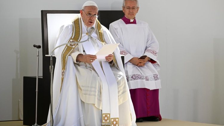 Папа: молімося за український і за всі народи, які страждають від війн