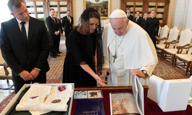 Папа Франциск зустрівся з Президенткою Угорщини