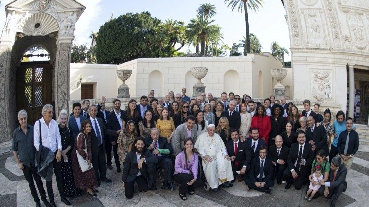 Папа Франциск: мистецтво допомагає ступати вперед