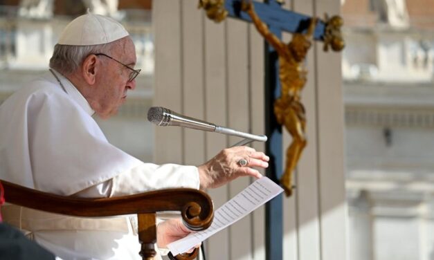 Папа: Ввіряймо Діві Марії жертви всіх війн, особливо, населення України