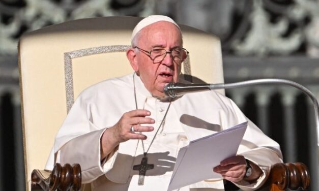 Папа: молімося за Україну з упованням на Боже милосердя