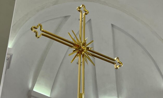 Освячення хреста у Сваляві