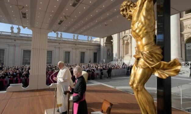 Папа про розпізнавання: нам про Бога говорить серце, навчитися розуміти його мову