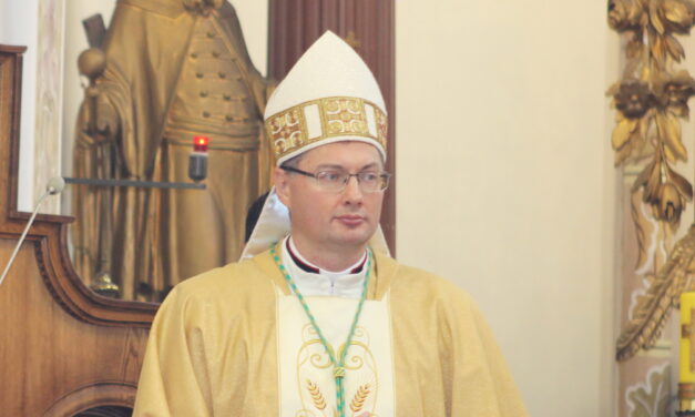 Нунцій в Україні: з кожною бомбою гинуть люди, уповання на Бога постійне