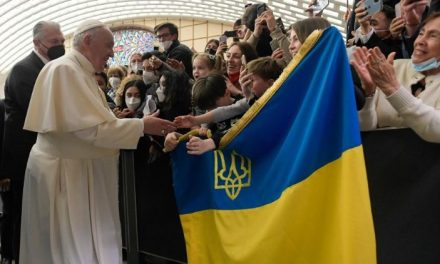 Лист Святішого Отця до українського народу: продовжую бути з вами серцем і молитвою