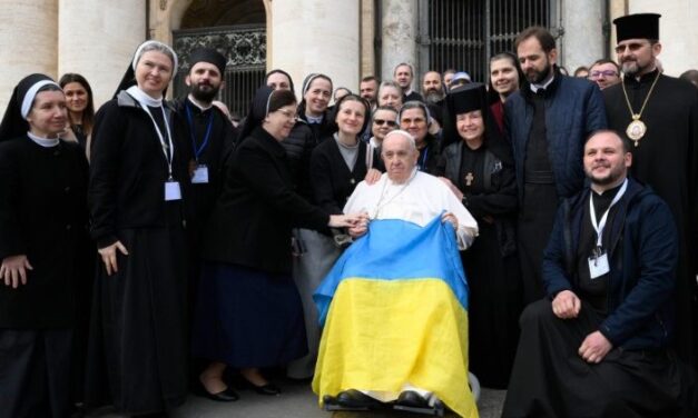 Папа поновив заклик молитися за українців, які є жертвами великої жорстокості