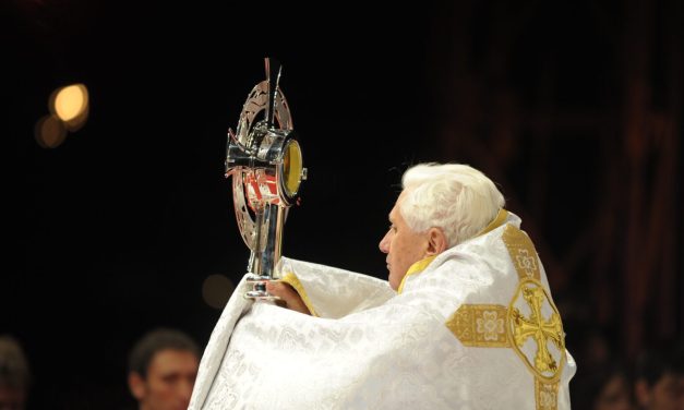 Останні слова Бенедикта XVI: «Господи, я люблю Тебе!»