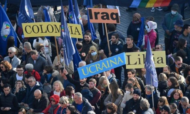 Папа: Не втрачаємо надію на мир, Бог в Ісусі відкрив нам дорогу миру