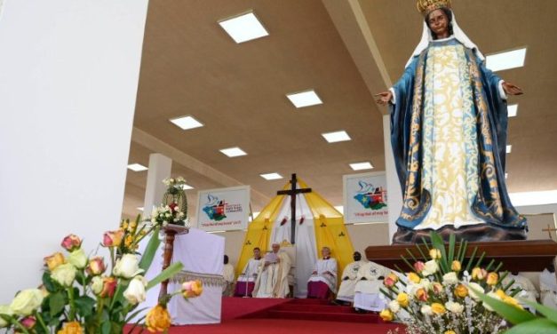 Папа: ввіряємо Богородиці мир в країнах, де тривають війни, також і в Україні