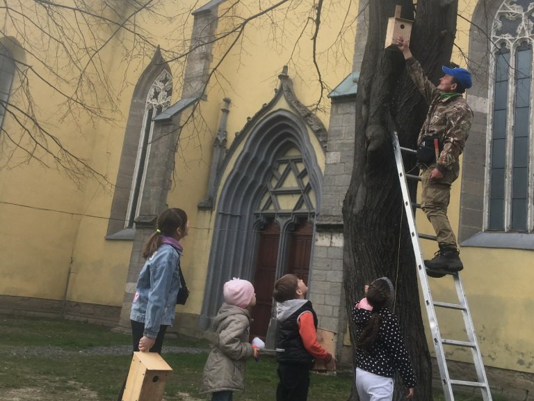 Отець Янош Молнар: ми – інструмент, через який Бог піклується і про птахів