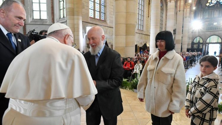 Папа подякував угорцям за допомогу біженцям з України