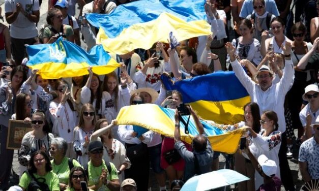Папа: молімося за український народ, який так багато страждає